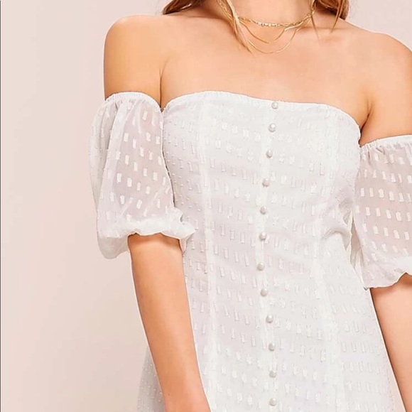 SHEIN off shoulder puff sleeve applique - Picture 3 of 4